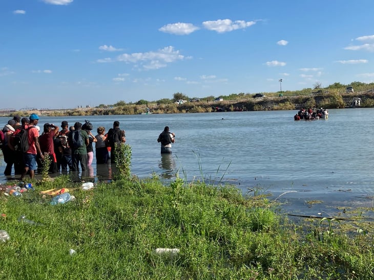 Contingente de 100 migrantes llega a Piedras Negras 
