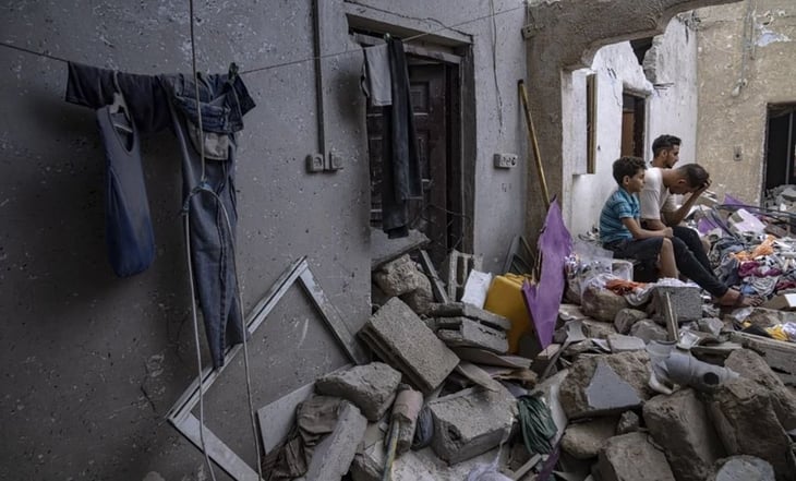 Israel amplía su operación terrestre en Gaza entre bombardeos junto a hospitales abarrotados