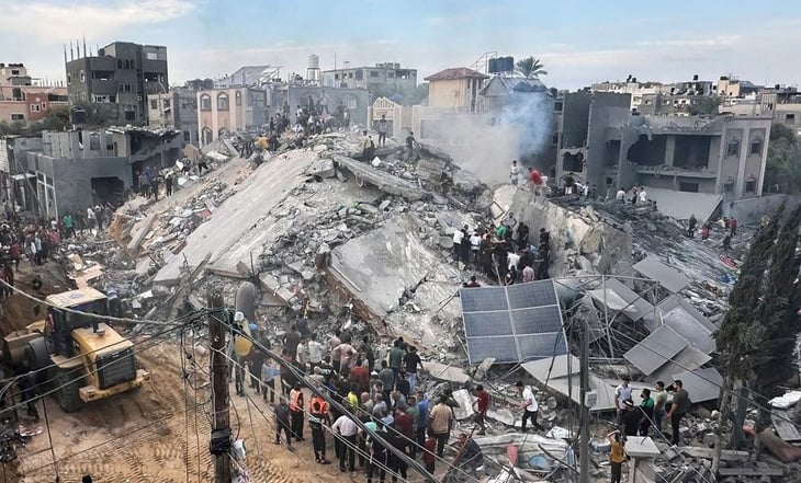 Reportan más de 100 muertos en bombardeo israelí contra campamento en Gaza