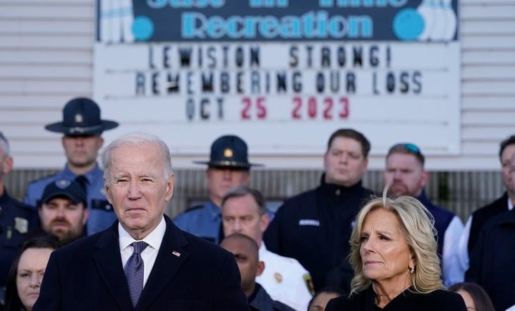 Biden presenta sus condolencias ante las familias de las víctimas del tiroteo en Lewiston, Maine