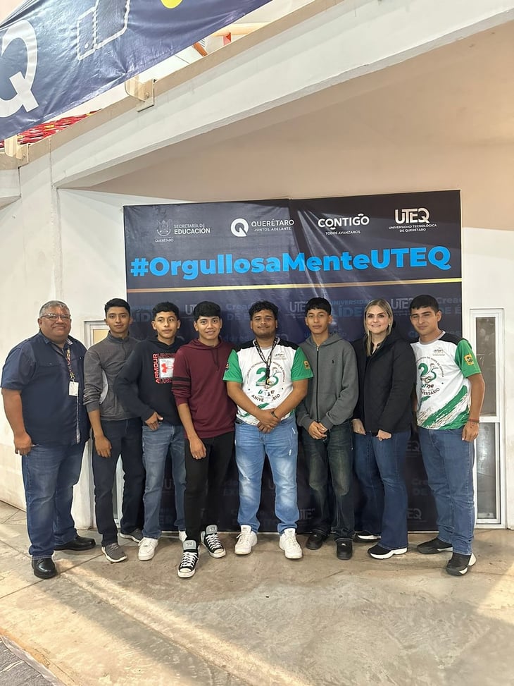 Alumnos de la UTNC destacan en congreso de robótica