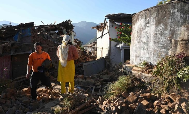 Aumenta a 157 el número de muertos por el terremoto en Nepal