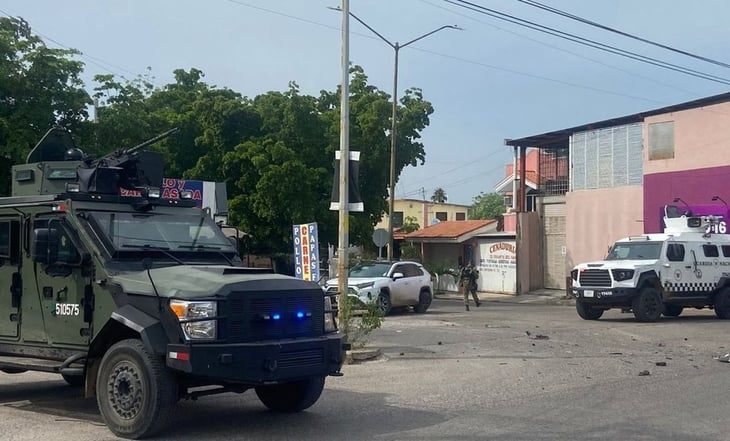Policías y militares protagonizan persecución y enfrentamiento a balazos en Culiacán, Sinaloa