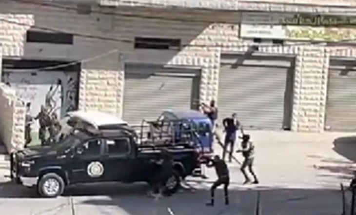 VIDEO: Atacan convoy de Mahmud Abbas, presidente de la Autoridad Nacional Palestina