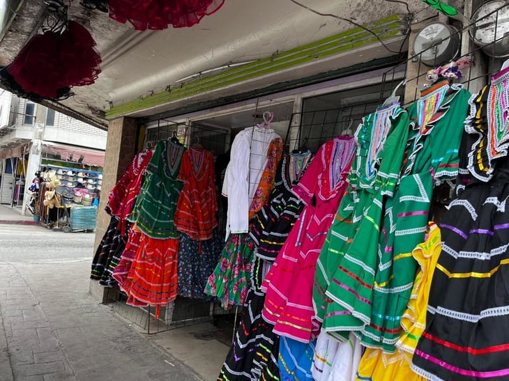 Comerciantes repuntan ventas por la Revolución Mexicana