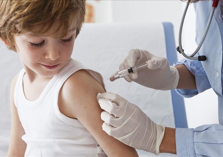 La mejor manera de prevenir el cáncer cérvicouniterino: inmunizar también a los niños contra el VPH