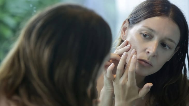 Señales que podrían indicar una alergia al maquillaje: 7 síntomas clave a tener en cuenta