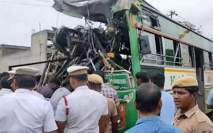 Al menos 37 muertos por accidente de autobús en la India 