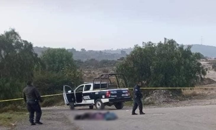 Sin cabeza: vecinos encuentran cuerpo encobijado en Pachuca