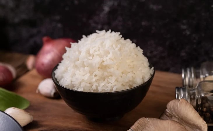 ¿Qué pasa si guardo el arroz de un día para otro?