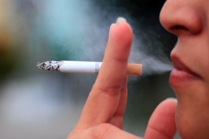 Fumar causa de múltiples afecciones para los que tienen este hábito 