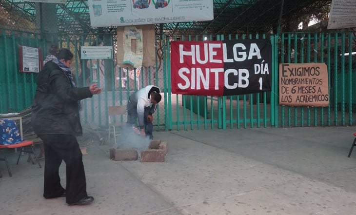 Sindicato del Colegio de Bachilleres amaga con plantón frente a Palacio Nacional