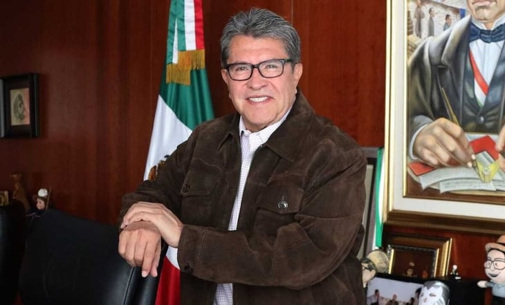 Tras perder la lucha por la candidatura de Morena, Monreal se reincorpora al Senado
