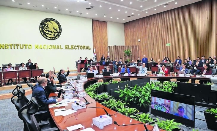 Aplaza INE sesión para aprobar criterios para candidaturas a senadores y diputados