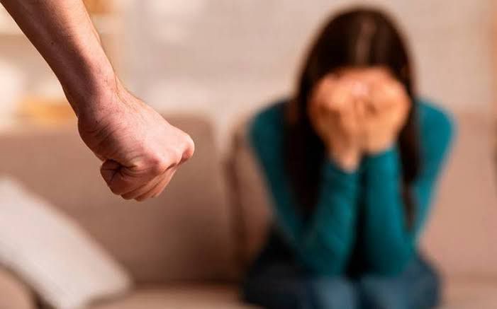 Mujeres violentadas físicamente enfrentan más problemas