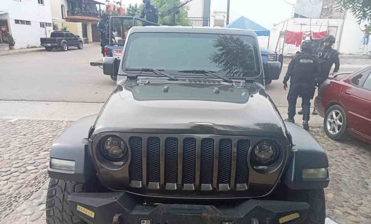 Abandonan en Sinaloa Jeep con reporte de robo en Estados Unidos