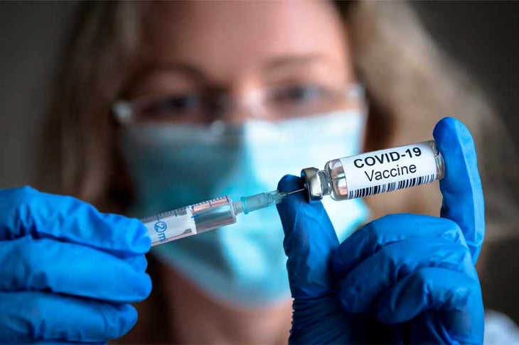 La vacunación contra COVID-19 antes de la infección reduce el riesgo de COVID prolongado