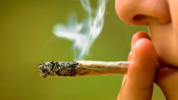 Fumar tabaco y marihuana aumenta en gran medida las probabilidades de enfisema