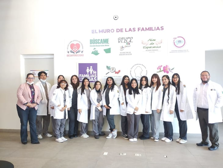 Estudiantes visitan Centro de Identificación Humana