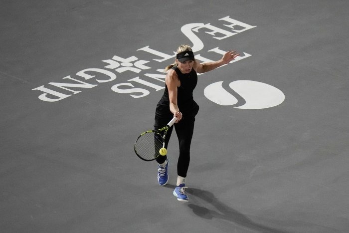 Maria Sakkari se impone a Caroline Wozniacki en el TennisFest GNP
