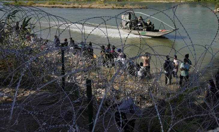 Texas apela fallo que permite al gobierno de Biden cortar alambre de púas en la frontera con México