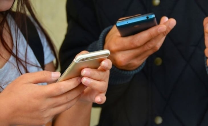 Nueva Zelanda prohibirá los teléfonos móviles en las escuelas