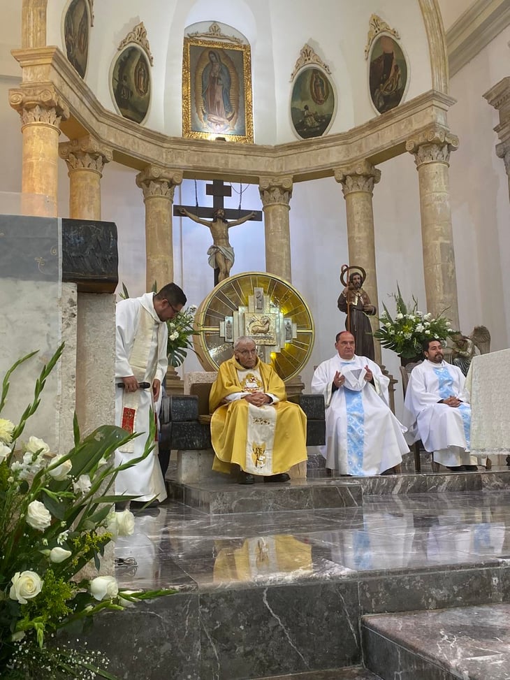 Iglesia celebra 60 años de vida sacerdotal de  Monseñor Gilberto Almaraz en la Santiago     