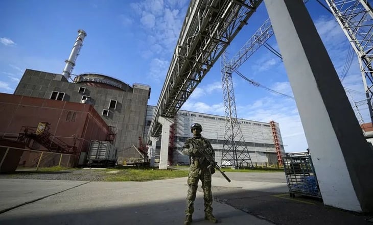 Central de Zaporiyia estuvo 'al borde de accidente nuclear' por corte de suministro, dice Ucrania