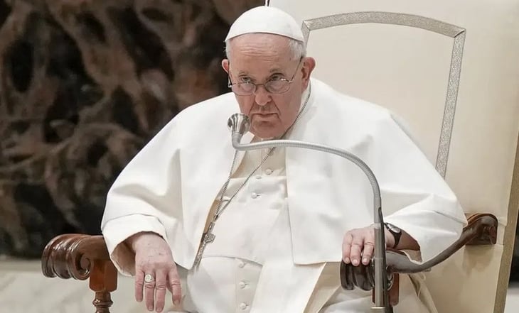 El papa Francisco se recupera de una bronquitis aguda, pero no asiste al Angelus