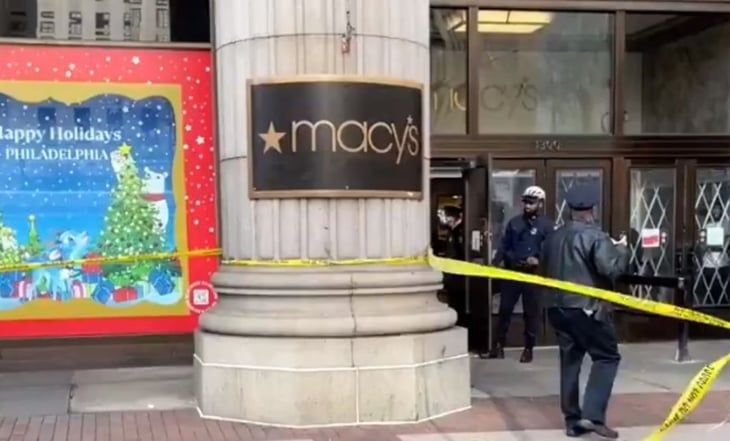 Hombre apuñala a guardias de seguridad en tienda Macy’s de Filadelfia