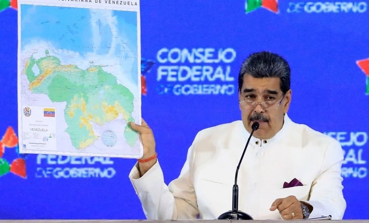 Maduro muestra 'nuevo mapa de Venezuela': incluye la zona disputada con Guyana