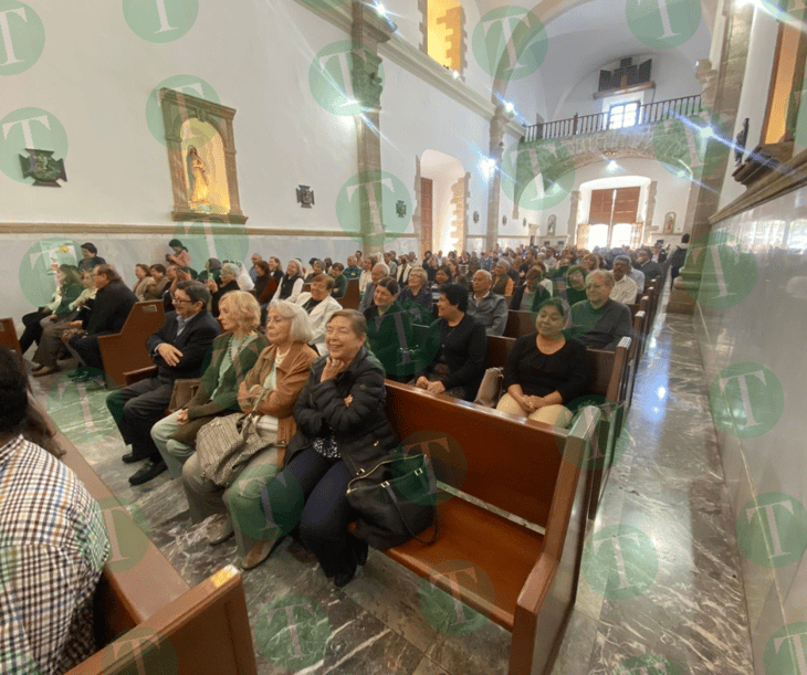 Neri buscará ampliar salones en la parroquia Santiago Apóstol 