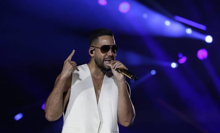 Romeo Santos explota contra los organizadores de su concierto en Venezuela por retraso de 8 horas
