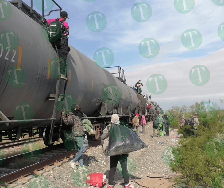 Más de 2 mil migrantes son bajados del tren en dos eventos en Monclova y Frontera