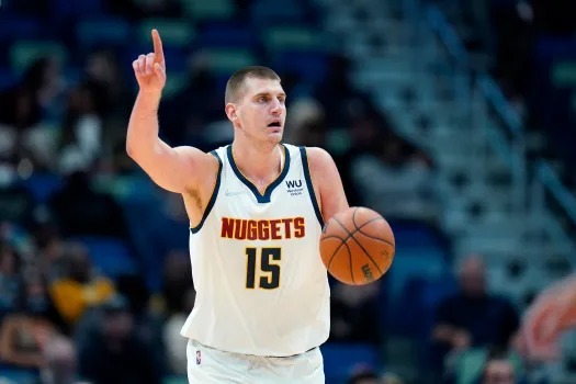 NBA: Nikola Jokić es expulsado en la victoria de los Nuggets vs Bulls