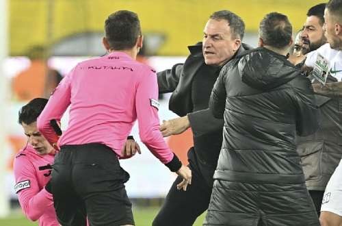 Presidente del Ankaragucu es vetado de por vida luego de golpear a un árbitro