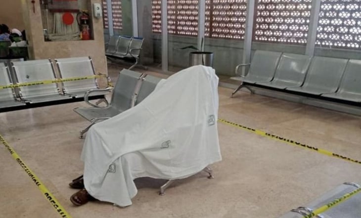 Muere adulto mayor en sala de espera del IMSS de Colima; no era paciente, esperaba a familiar