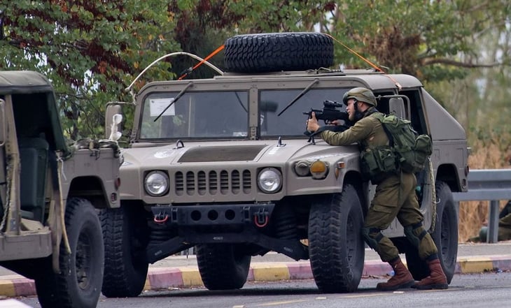 Los 3 rehenes que mató el Ejército israelí iban sin camiseta y con una bandera blanca