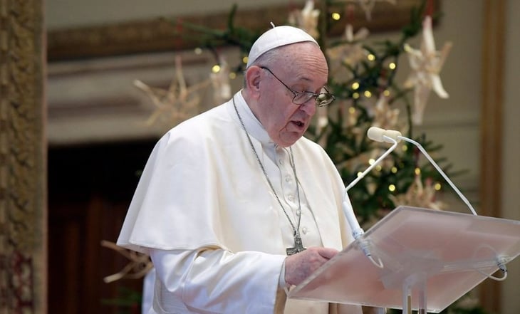 Papa Francisco pide 'defender' la Navidad del actual 'modelo comercial y consumista'