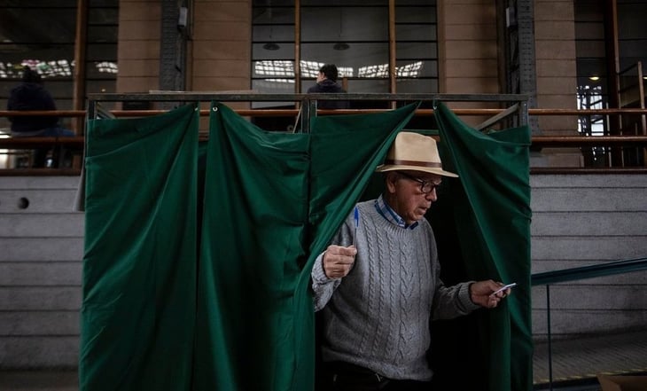Arranca plebiscito en Chile sobre nueva Constitución