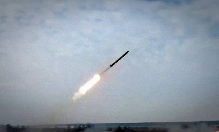 Corea del Norte dispara 'misil balístico no identificado' al mar de Japón, dice Seúl