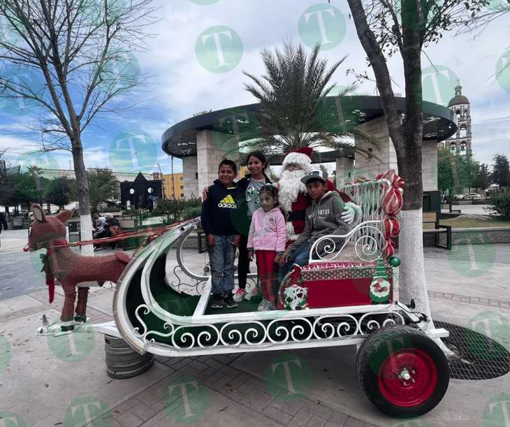 Santa Claus invita a los niños de Monclova a visitarlo en la Plaza Principal 