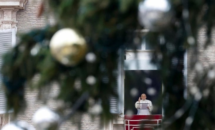 Papa Francisco pide no confundir la Navidad con el consumismo