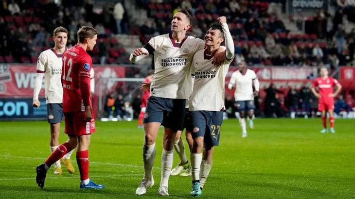 El PSV de Hirving Lozano por la temporada perfecta en Europa