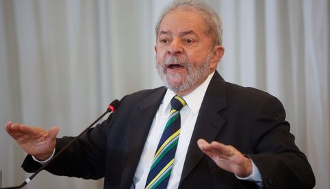 Brasil polarizado, en aniversario del presidente Lula da Silva