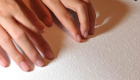 Alista Senado reforma para etiquetar medicamentos en Braille