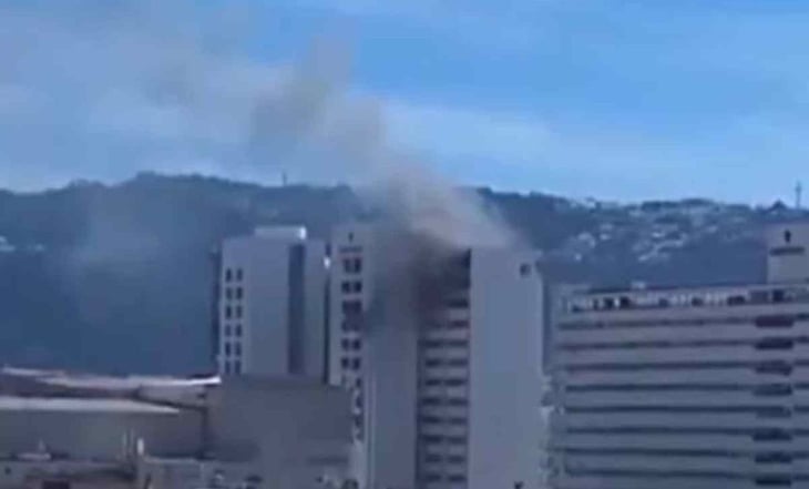 Reportan incendio en hotel Emporio de Acapulco