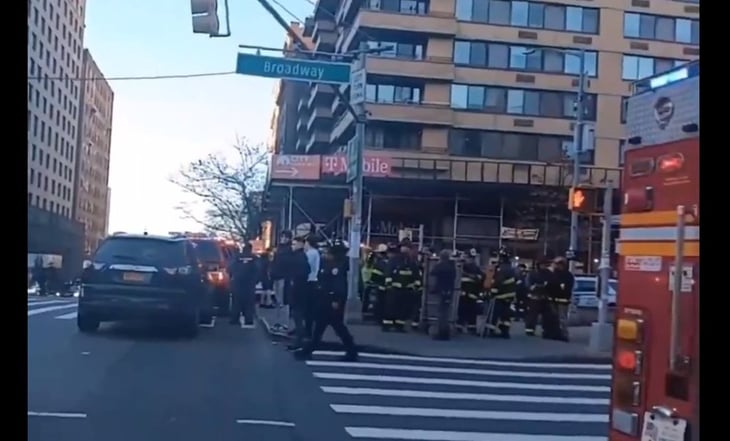Chocan dos trenes del metro en Nueva York; reportan 24 heridos