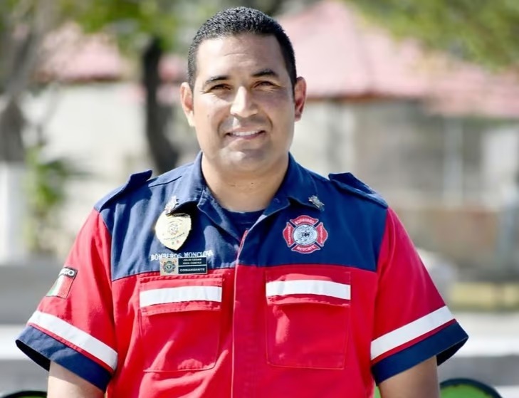 Alcalde nombra a Julio Ríos como director de Protección Civil 
