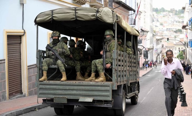 'No retrocederemos ante el terrorismo', advierte el ejército de Ecuador